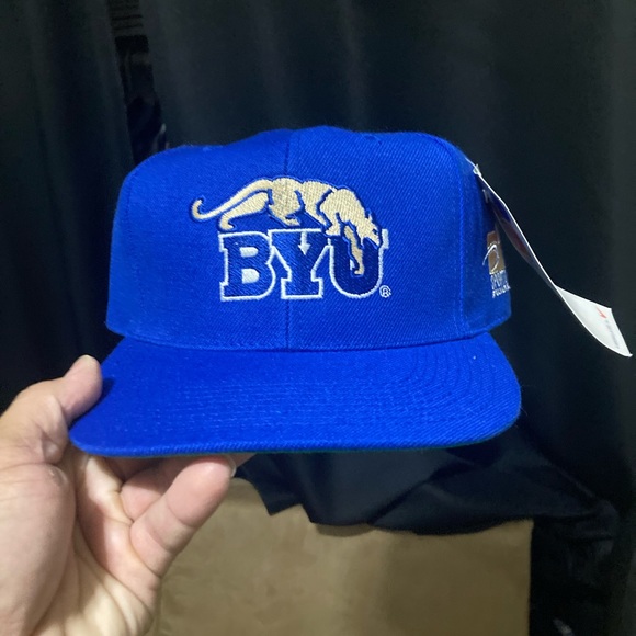Vintage byu cougars sports specialties SnapBack hat nwt
